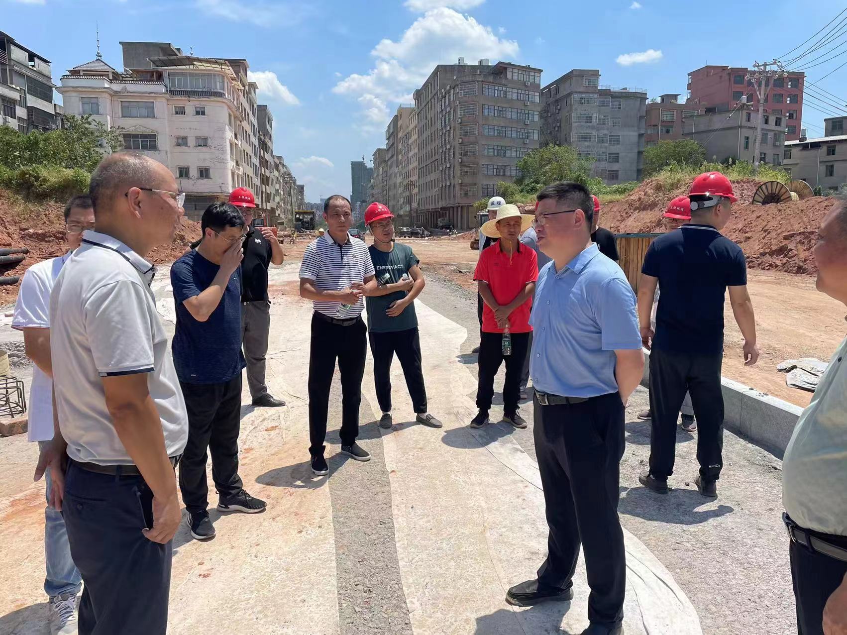 黃海實(shí)地調研集團公司在建項目